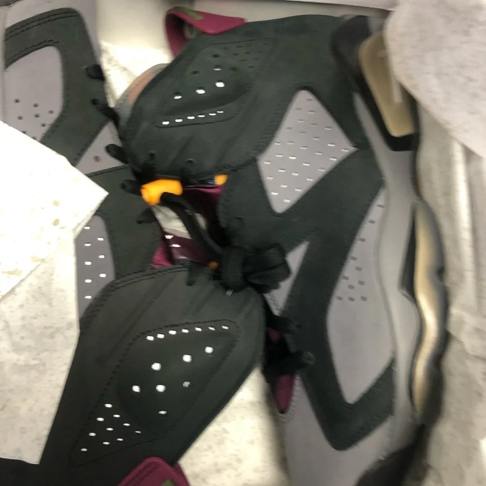 Sz 8 Air Jordan 6 Retro 